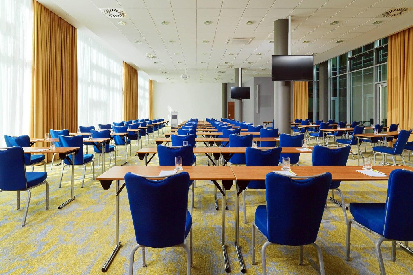 Courtyard By Marriott Berlin City Center Exterior photo